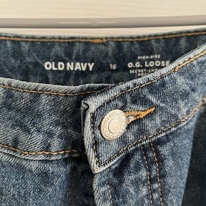 16 Old Navy Jeans